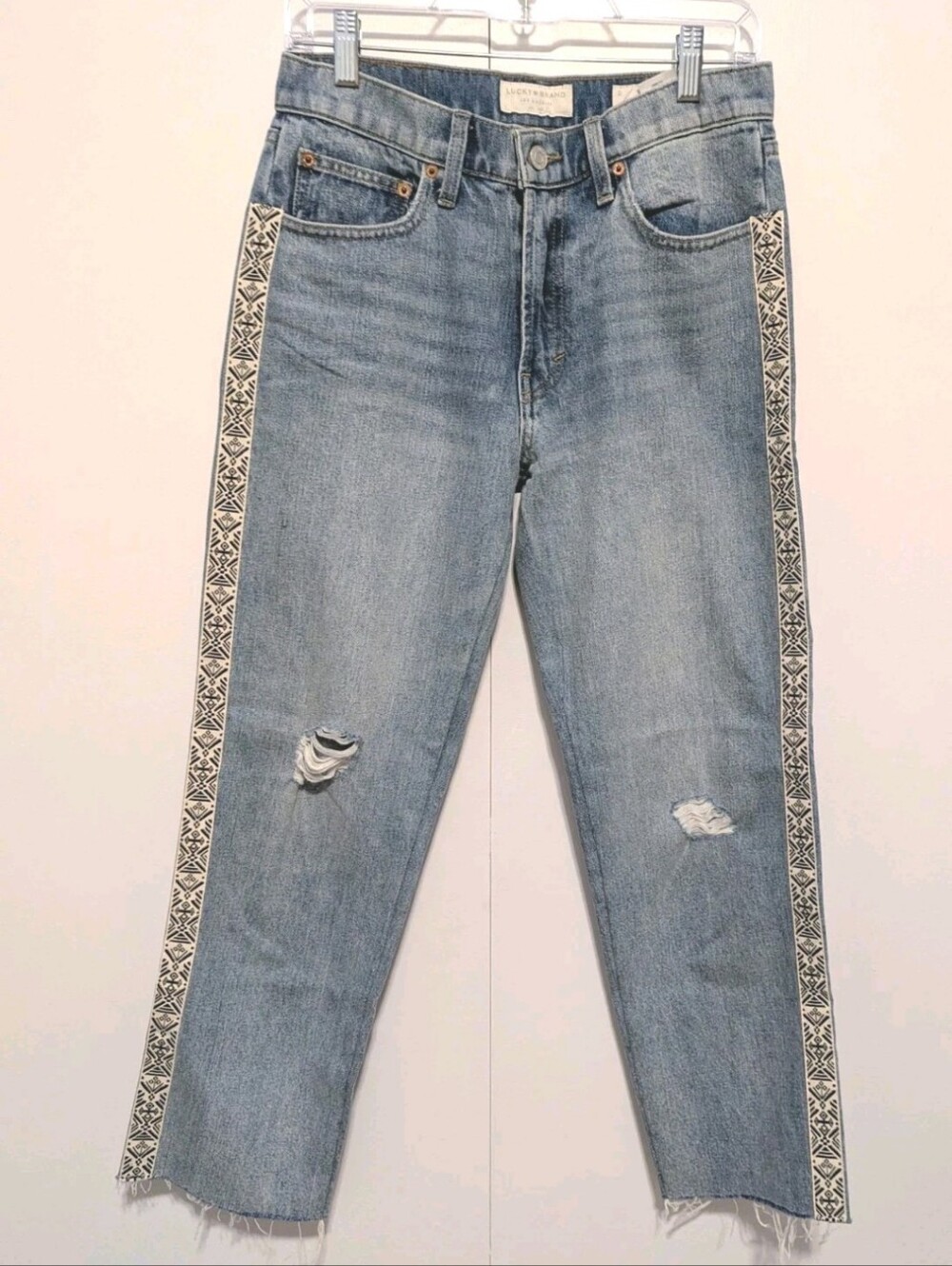 Lucky Brand Raw Hem Ankle Jeans with Embroidered Trim 2/26 (30)